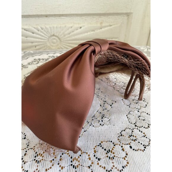 Vintage 1950s Brown Mink Fur Hat With Satin Bow Netting main image 9